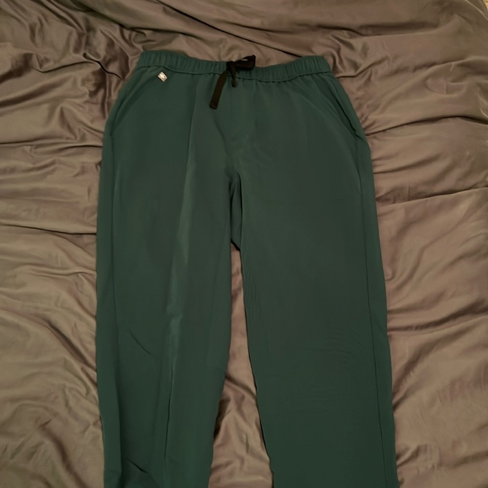 Figs scrub jogger pant medium green